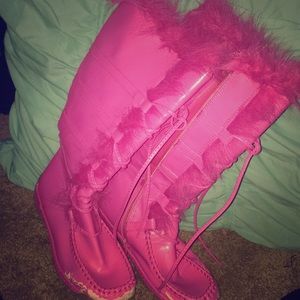 Pink snow boots